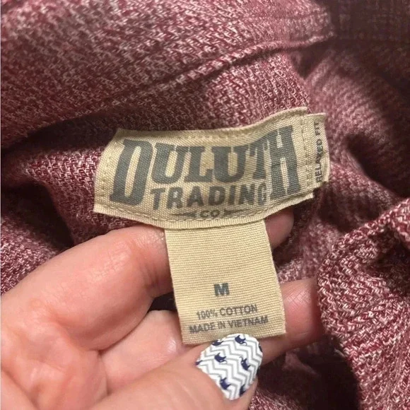 Duluth Trading Men’s Long Sleeve Relaxed Fit Muted Red Button Up Shirt Medium - Picture 5 of 5